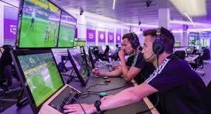 2021 赛季：勇士队在交易截止日前换得的 4 名外野手合力击出 15 支季后赛本垒打