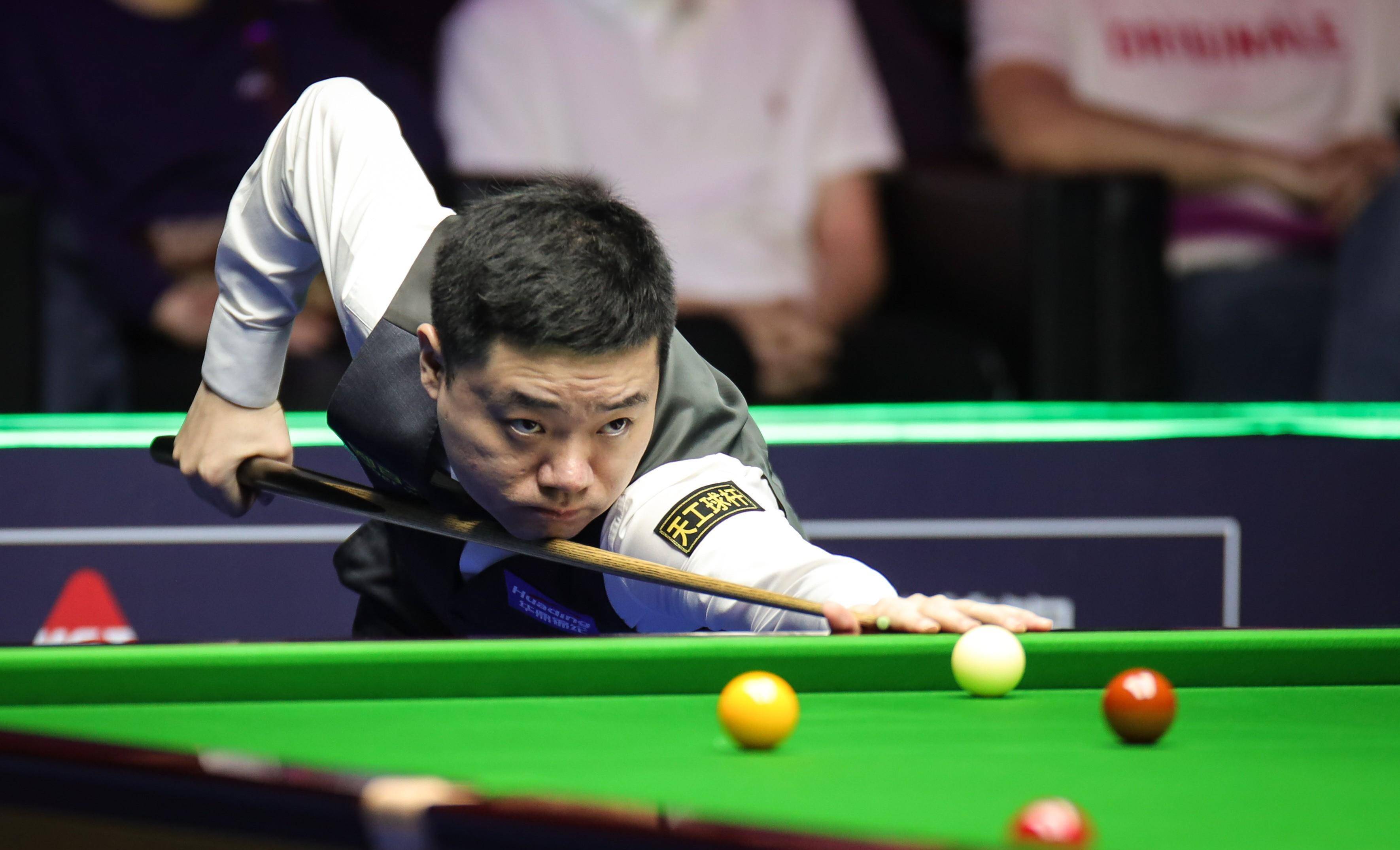 穿透球迷的 穿透球迷的